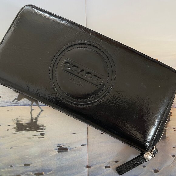 COACH Signature Tri-Fold Zip Around Black Leather Wallet/Powder Blue Interior - Picture 1 of 5